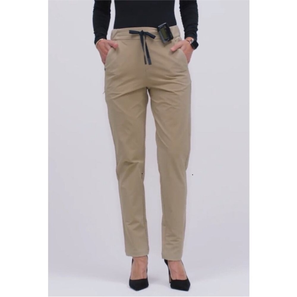 Figs Women's Tan Joggers